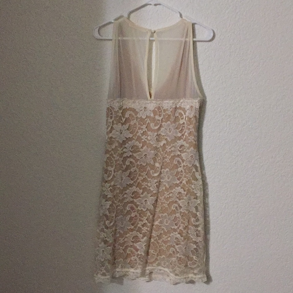 Dress - Picture 2 of 3